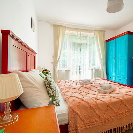 Hotel Ostende Chocerady Kültér fotó